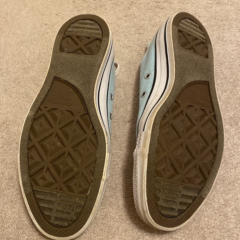 Low Rise Converse - Picture 3 of 3